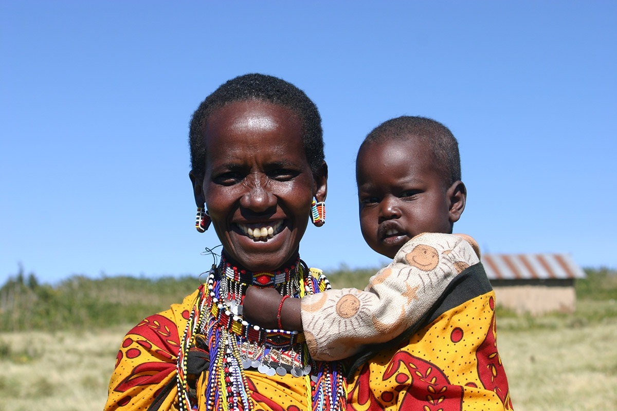 Eén van onze leners met haar kind in Kenya
